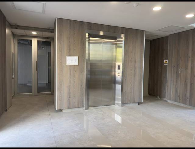 BUSINESS PROPERTY TO RENT IN RONDEBOSCH